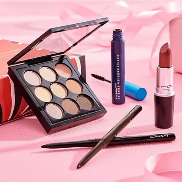 Top 10 Marchi Canadesi di Spugne e Puff per Trucco